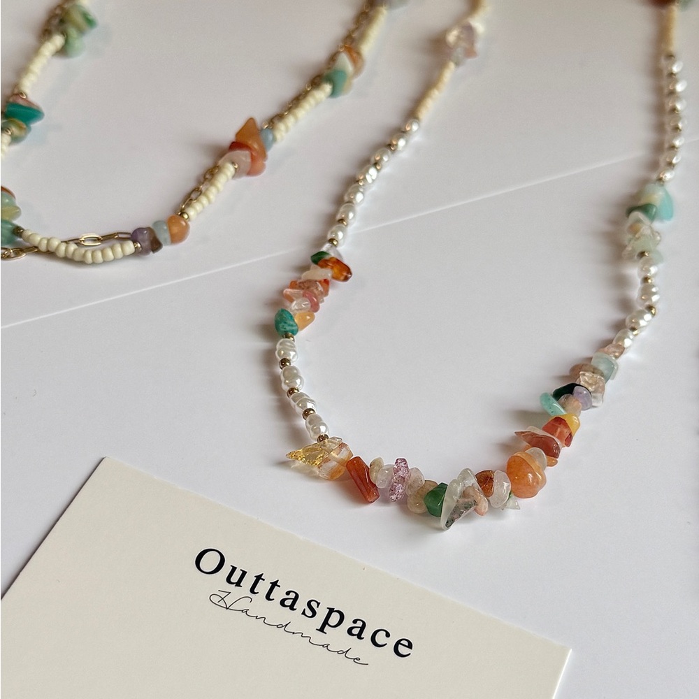 Handmade Crystal & Pearl necklace